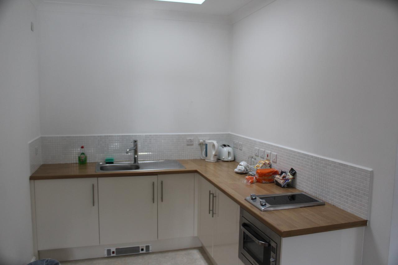 Rooms @ The Rock And Fountain Newport (Gwent) Exterior photo